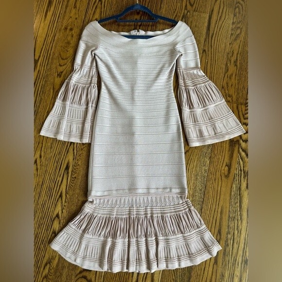 Herve Leger Dresses & Skirts - Herve Leger Rose Blush Bandage midi Dress with 3/4 sleeves Size XS